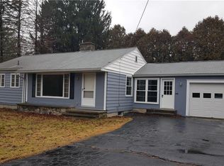 44 Killingly Dr, Killingly, CT 06239