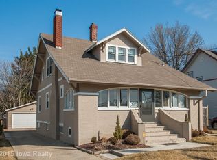 4205 Hickman Rd, Des Moines, IA 50310