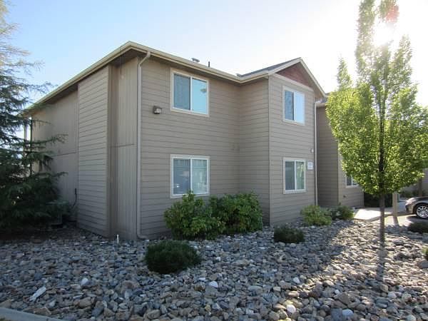 1st image of 70 Beacon Dr Unit C