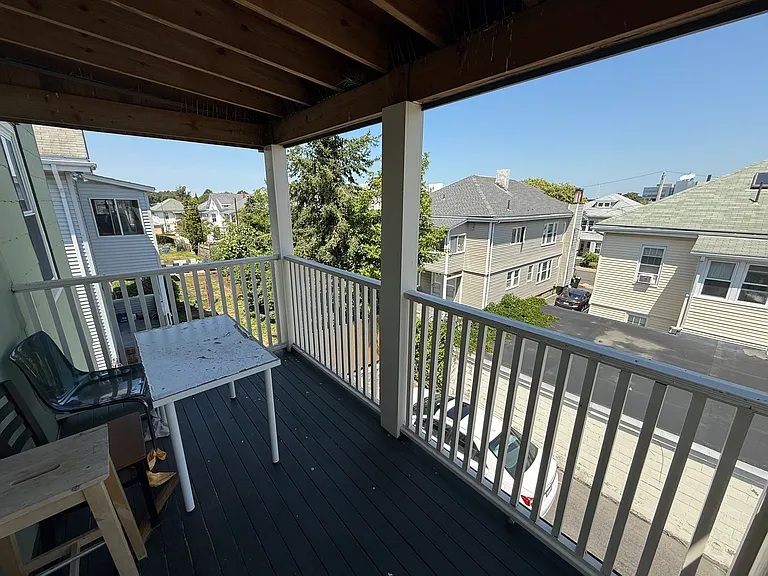 30 Elmira St #2 — Photo 9