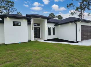 1901 Cedar Ave N, Lehigh Acres, FL 33971