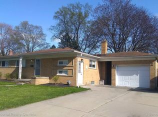 29207 Jacquelyn Dr, Livonia, MI 48154