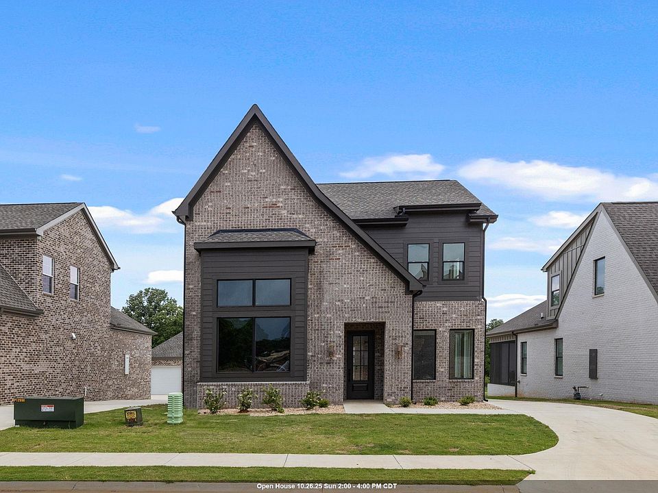 1st image of 205 Fame Ave