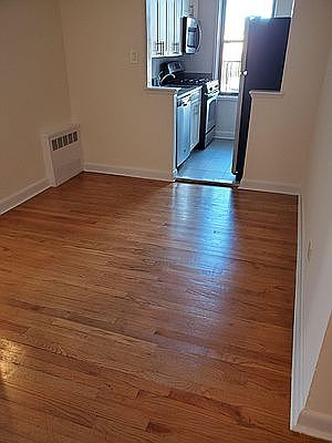 3rd image of 4850 38th St APT 5c