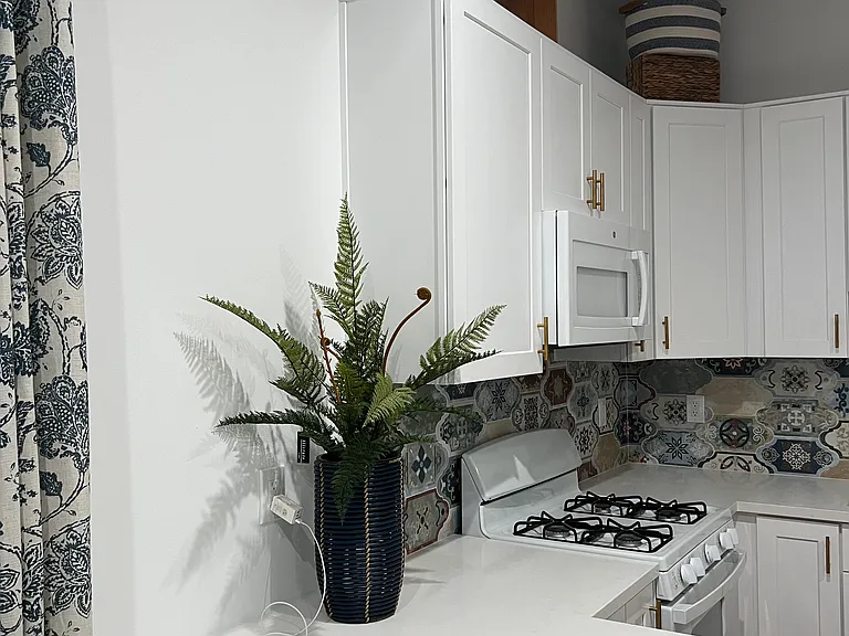 6601 Louise Ave #A — Photo 10