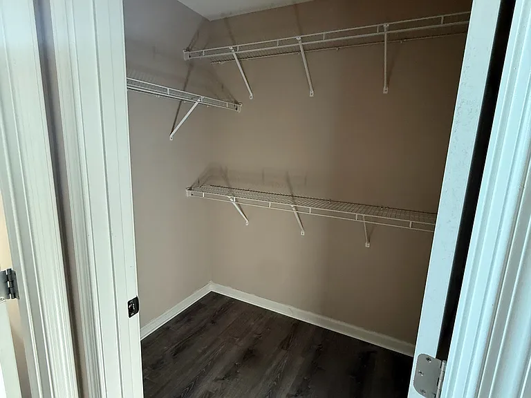 455 Wrigley Blvd — Photo 4