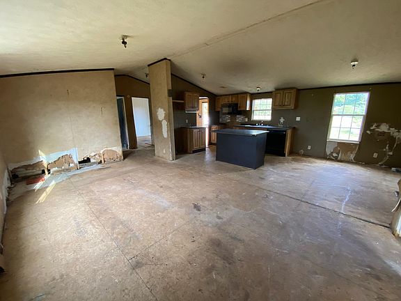 4th image of 256 McSears Cir