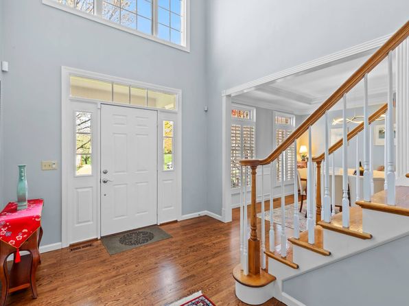1125 Lockett Rd, Saint Louis, MO 63131