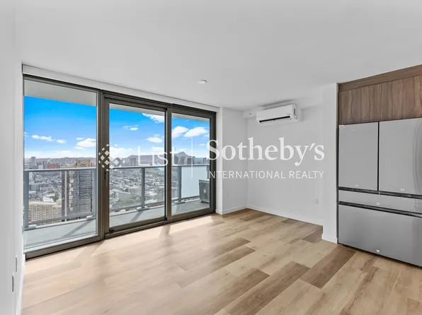 1515 Liona St, Honolulu, HI