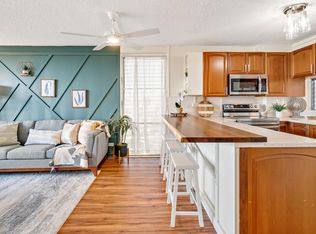 1617 Keeaumoku St APT 1505, Honolulu, HI 96822