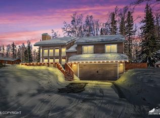 19817 Belknap Cir, Eagle River, AK 99577