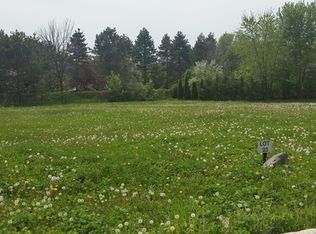 8 Limestone Ct, Lemont, IL 60439