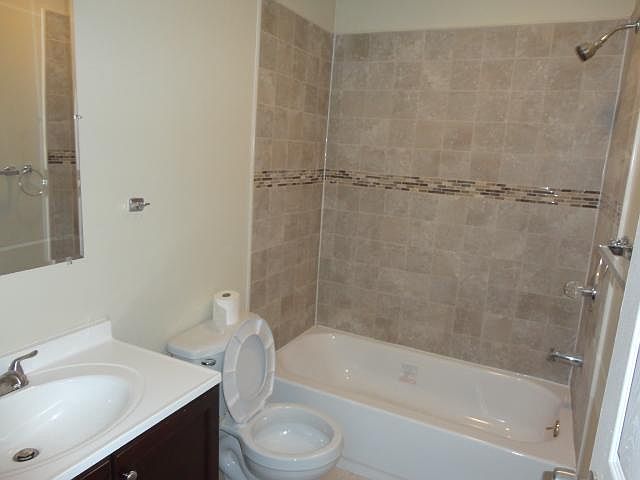 2nd image of 1345 Ellsworth St APT 2R