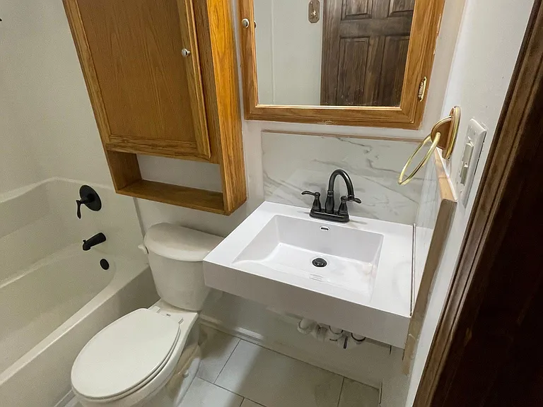 2563 Hearthside Dr — Photo 16