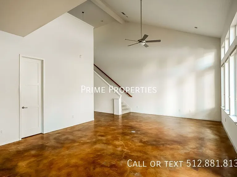 714 W Monroe St #4 — Photo 5