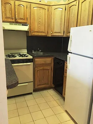 Rented by I Stay NY LLC | media 15