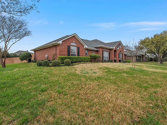 3rd image of 1400 Radisson Dr