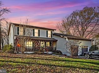 8394 Armstrong Dr, Pasadena, MD 21122