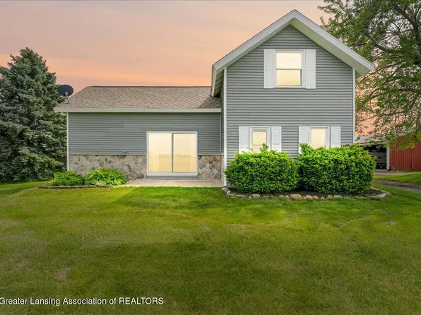 8812 E Kinley Rd, Ovid, MI 48866