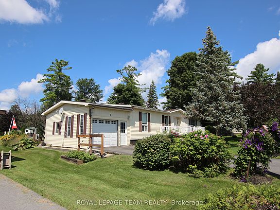 2nd image of 7 Woodside Ln