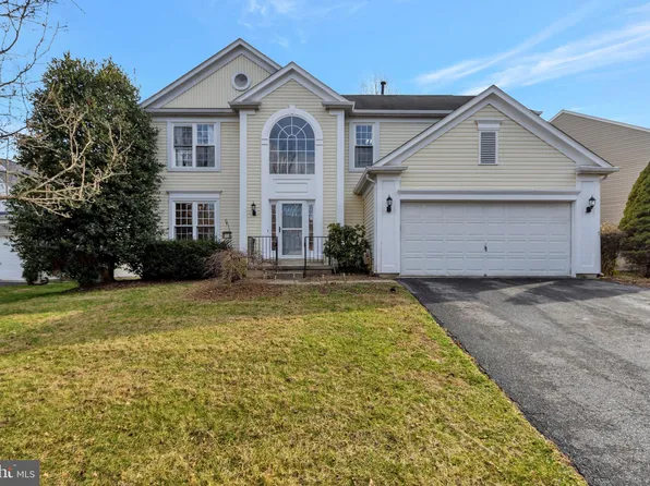 12910 McCubbin Ln, Germantown, MD 20874