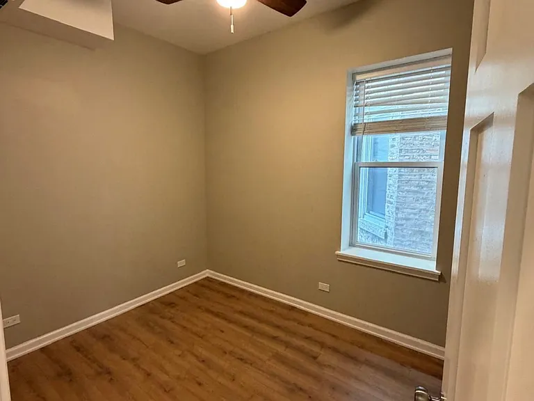 4739 N Kedvale Ave #1 — Photo 5