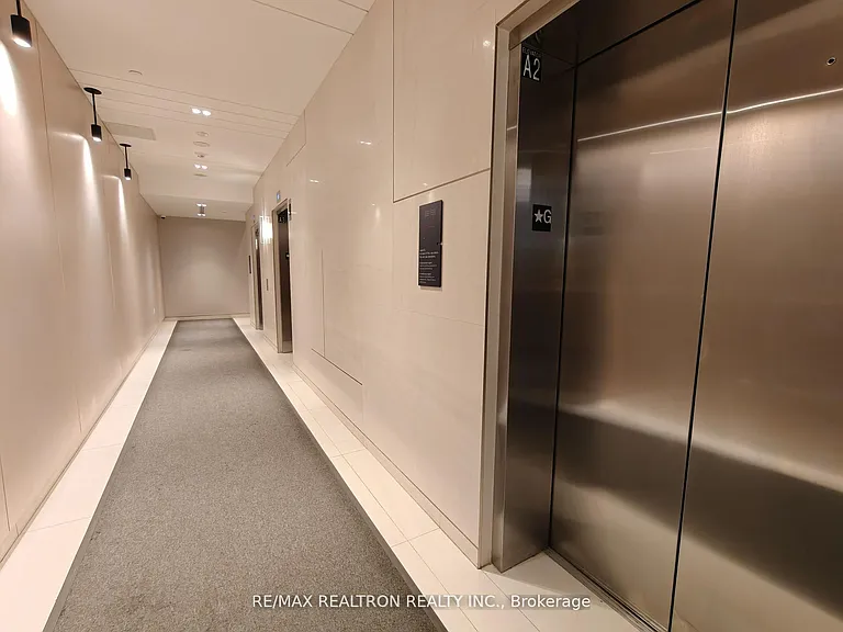 8 Olympic Garden Dr #911 — Photo 2