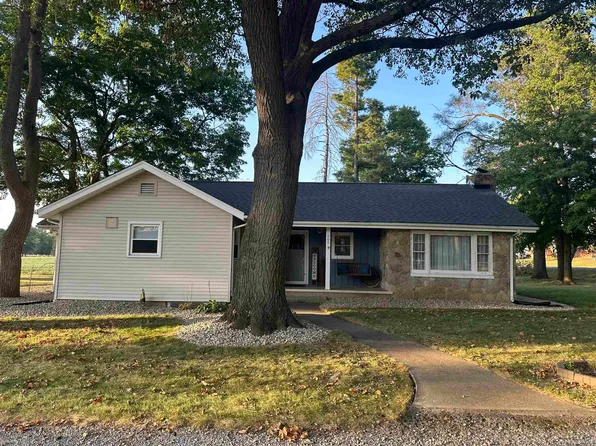 505 N Lincoln Dr, Cambridge City, IN 47327