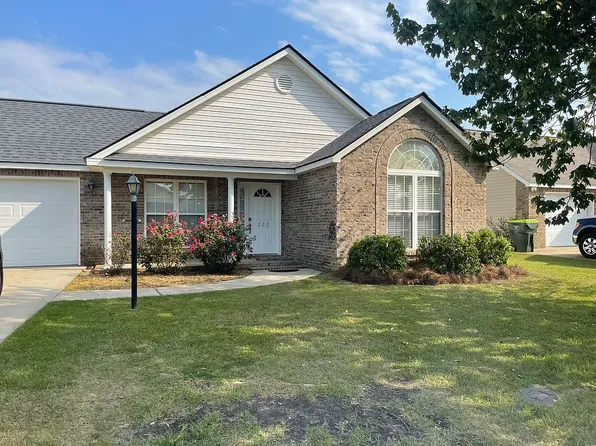 222 Wembley Dr, Warner Robins, GA 31088