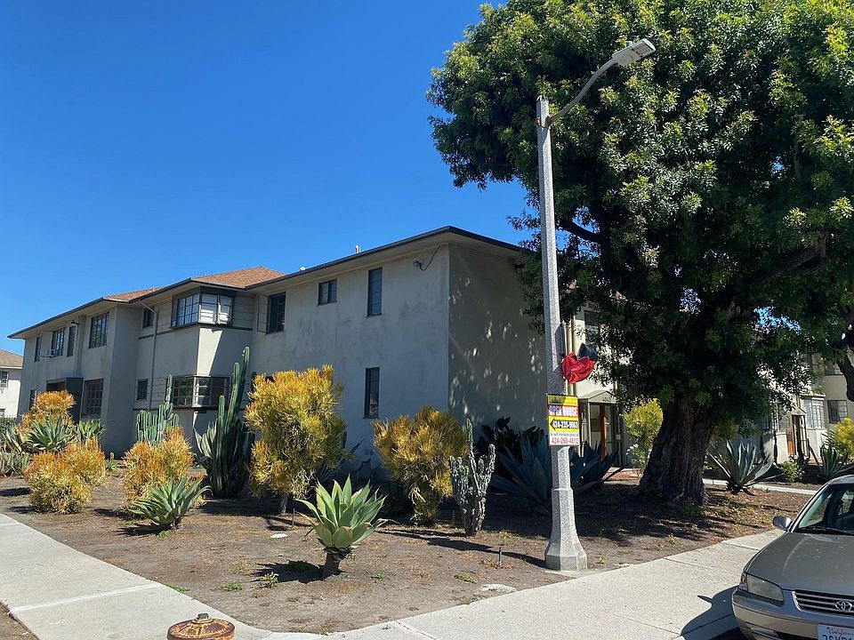 2nd image of 4057 Muirfield Dr