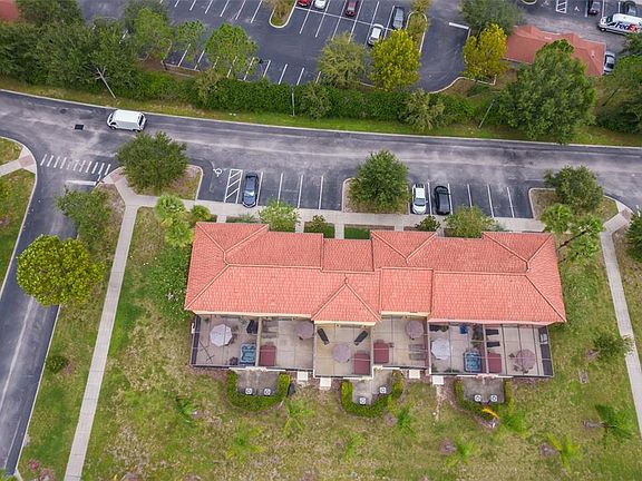 4th image of 3022 Secret Lake Dr