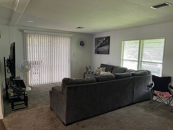 5th image of 168 Durham Cir
