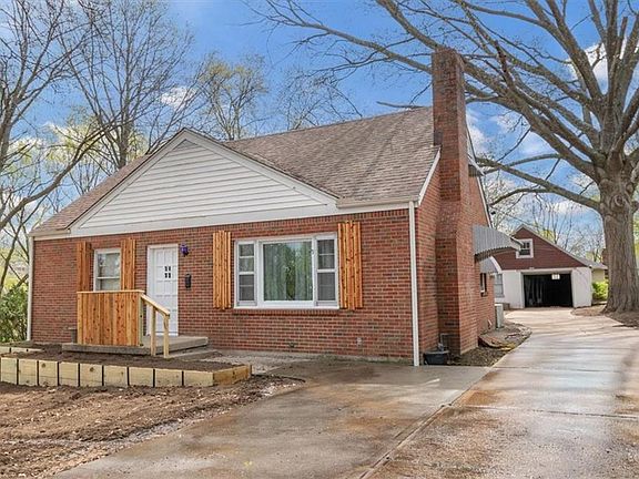 2nd image of 10815 E Scarritt Ave