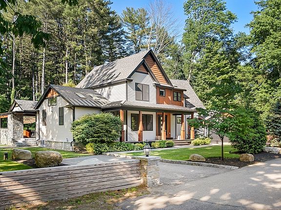 3rd image of 5 Woodland Dr