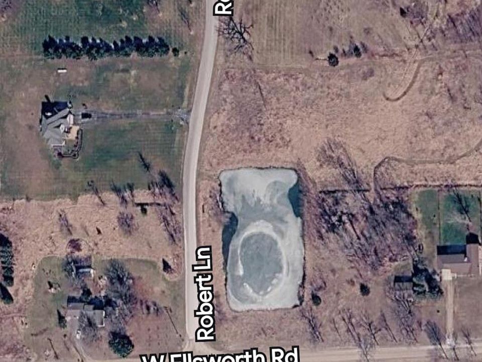 2nd image of 3985 Robert Ln