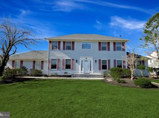 2 Clausen Ct, West Windsor, NJ 08550