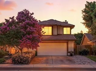 8931 Springhurst Dr, Elk Grove, CA 95624