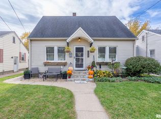 1630 27th Ave, Moline, IL 61265