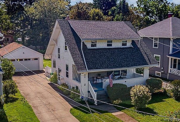 1st image of 256 Maple Ave