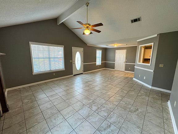 3rd image of 1105 Turtle Creek Blvd