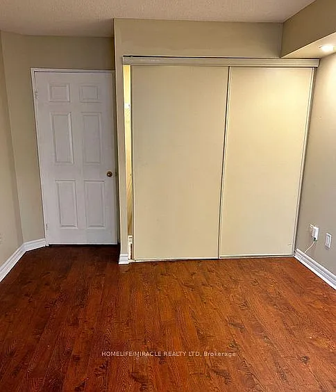 325 Webb Dr #808 — Photo 6
