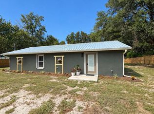 809 Henry St SE, Live Oak, FL 32064