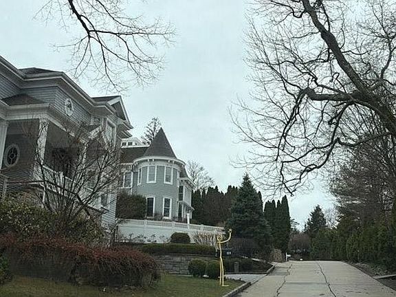 4th image of 16 Landing Rd