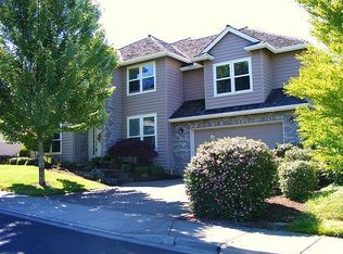 17119 SW Arbutus Dr, Beaverton, OR 97007