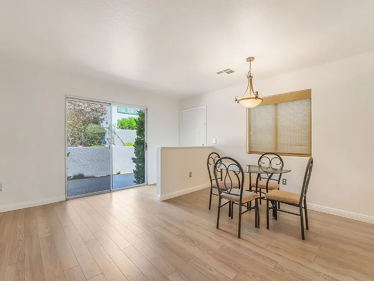 5267 Westwind Rd — Photo 16