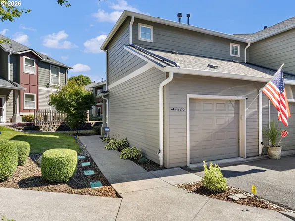 4520 SW 11th St, Gresham, OR 97080