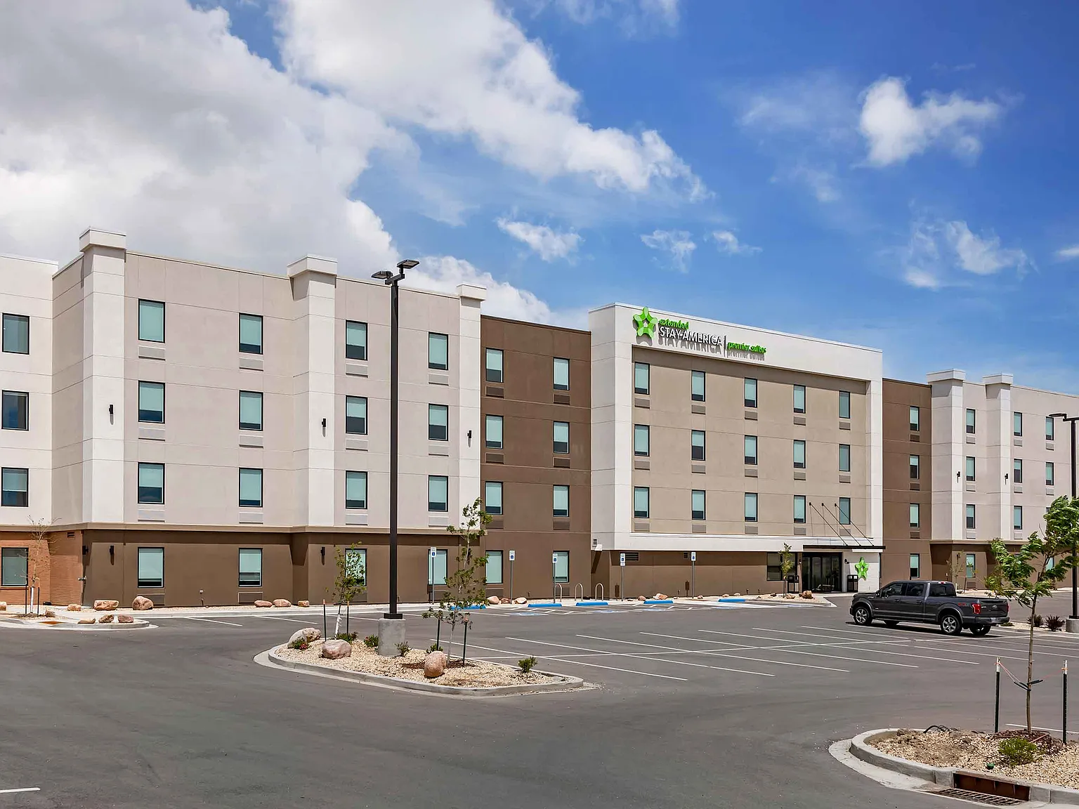 Pueblo — Photo 2