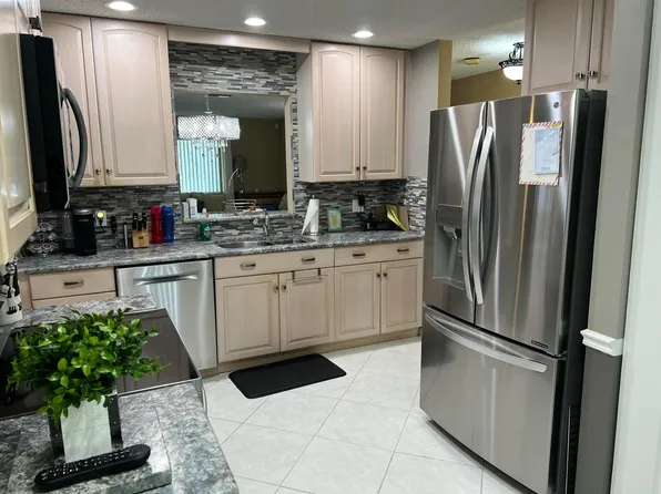 14712 Bonaire Boulevard, Delray Beach, FL 33446