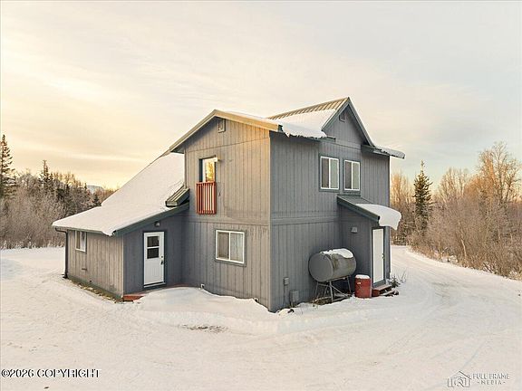 2nd image of 4005 N Vista Dr