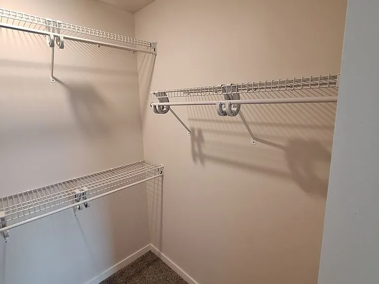 826-834 Thames Ct #1008 — Photo 23